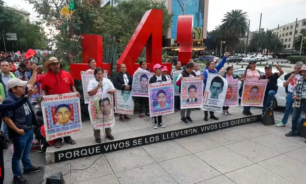 Subsecretario de Seguridad Pública denuncia que jueces otorgaron amparos a involucrados en caso Ayotzinapa