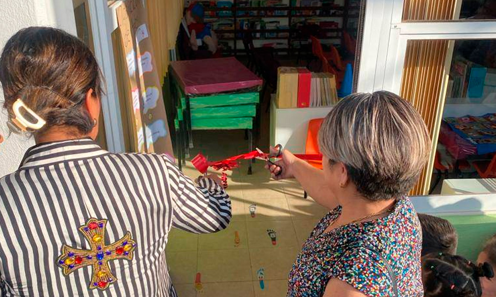 Inauguran Biblioteca Escolar "Gabriela Mistral" en jardín de niños de Pachuca