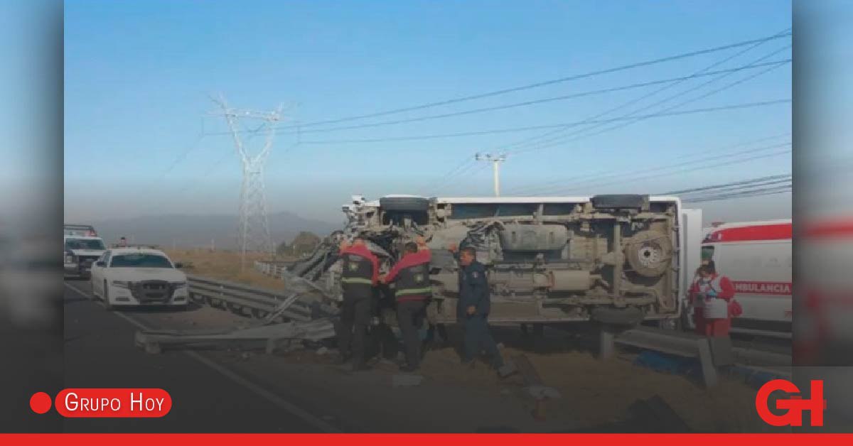 Volcadura en carretera México-Tuxpan deja personas lesionadas